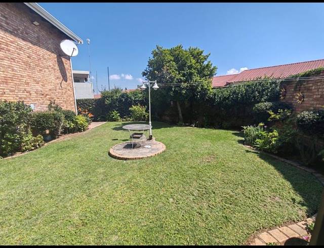 3 BEDROOM HOUSE FOR SALE IN MISTY BAY